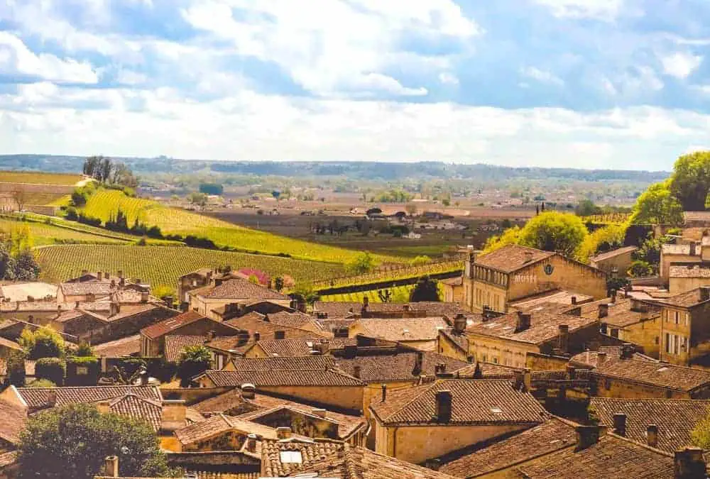 Why Saint-Emilion Is The Perfect Town To Visit for a Bordeaux Wine Tour